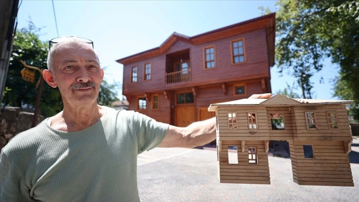 Emekli marangoz tarihi 'Akçakoca Evleri'ni maketlerde yaşatıyor