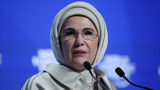 Emine Erdoğan'a Dünya İnsaniyet Forumu'ndan 'Fark Yaratan' ödülü