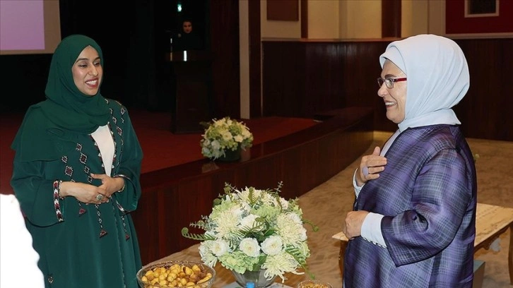 Emine Erdoğan, BAE'de Kadınlar Genel Birliğini ziyaret etti