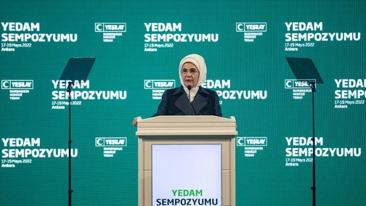 Emine Erdoğan: Bağımlılıkların, iç dünyamızdaki çiçekleri soldurmasına asla izin vermeyelim