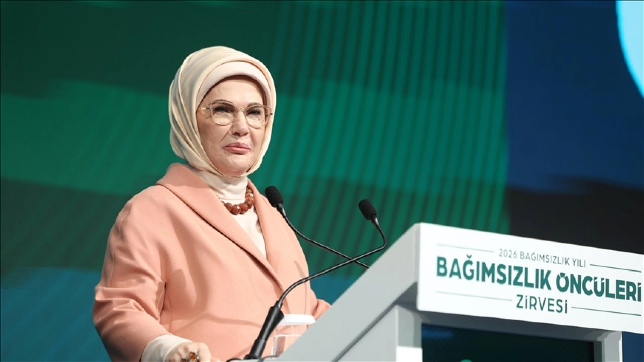 Emine Erdoğan'dan Bağımsızlık &Ouml;nc&uuml;leri Zirvesi'ne ilişkin paylaşım