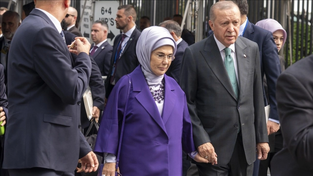 Emine Erdoğan'dan Cumhurbaşkanı Erdoğan'ın BM'deki hitabına ilişkin paylaşım