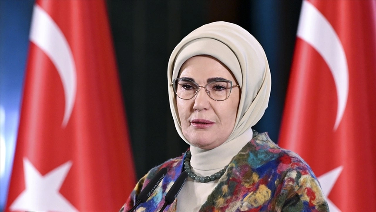 Emine Erdoğan'dan, Malazgirt Zaferi'nin 954'üncü yıl dönümü paylaşımı