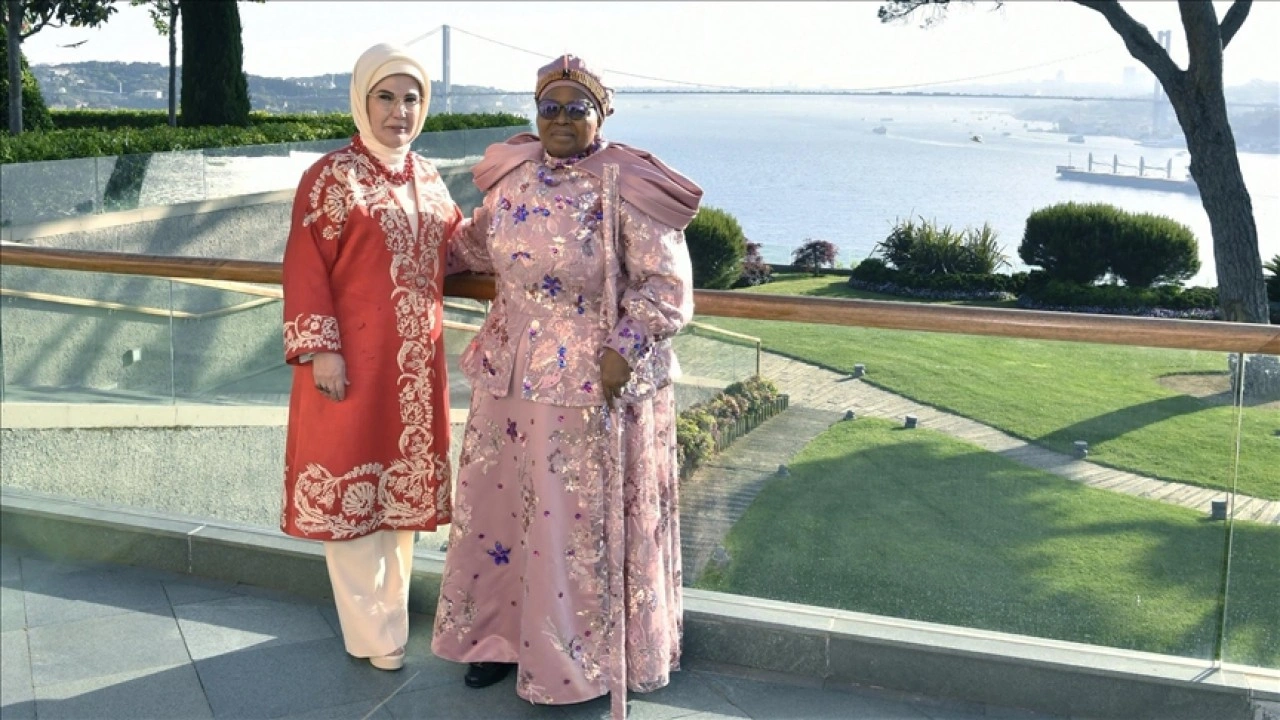 Emine Erdoğan, Esvatini Ana Kraliçesi Ntfombi Tfwala ile görüştü