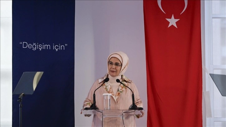 Emine Erdoğan New York'ta dünün ve bugünün 'dünyaya yön veren kadınlarını' anlattı