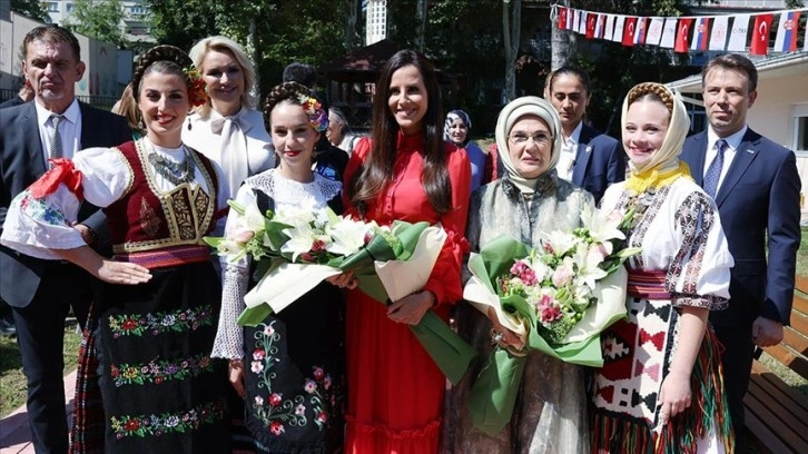Emine Erdoğan, TİKA'nın yeniden inşaatını tamamladığı Annelik Merkezi'ni ziyaret etti