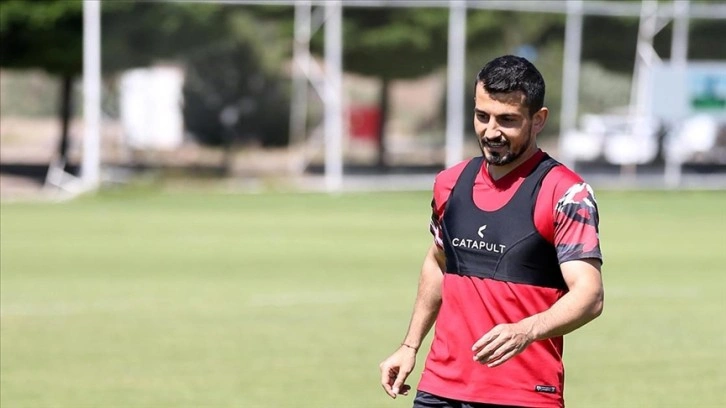 Emrah Başsan yeni adresi Sivasspor'da çok mutlu