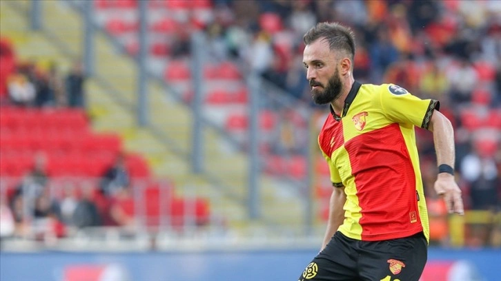 Emre Çolak, İspanya 3. Ligi ekiplerinden CF Intercity ile anlaştı