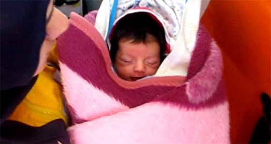 En küçük sığınmacı Eyisa bebek ikinci kez kurtarıldı