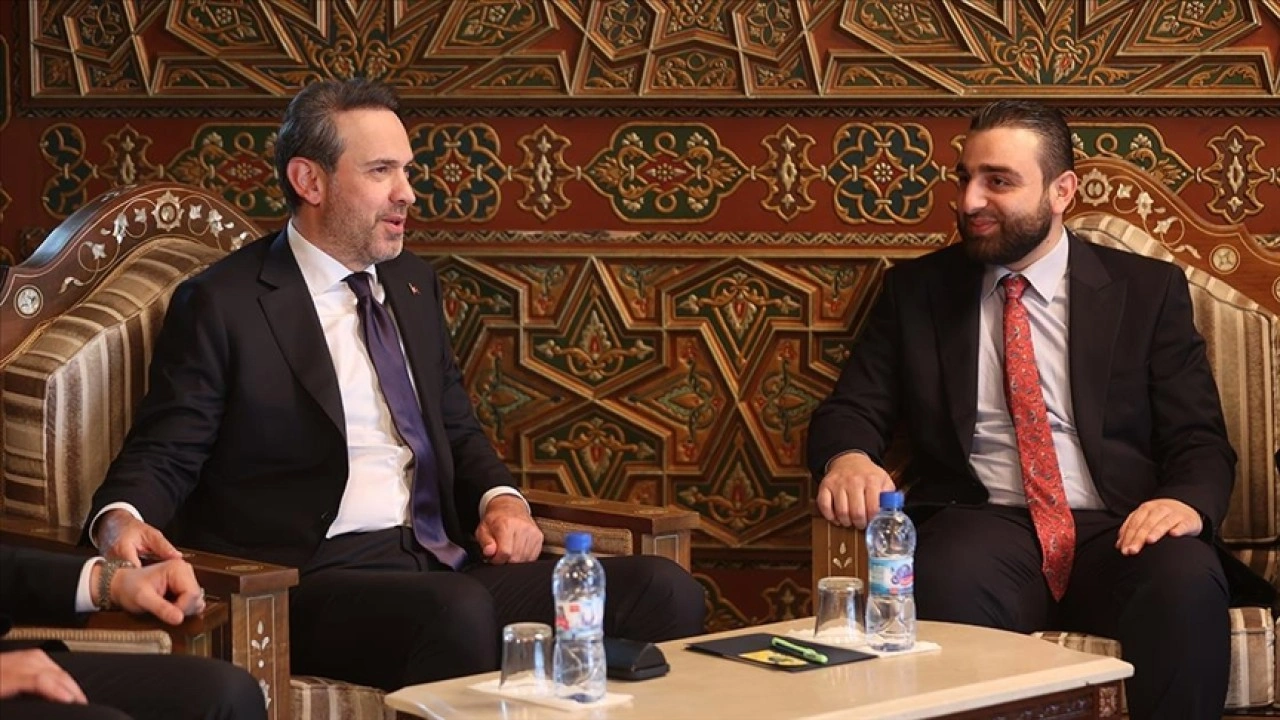 Enerji ve Tabii Kaynaklar Bakanı Bayraktar, Şam'da resmi temaslarda bulunuyor