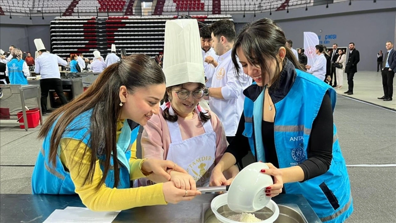 "Engel Tanımayan Şefler" Antalya'da buluştu