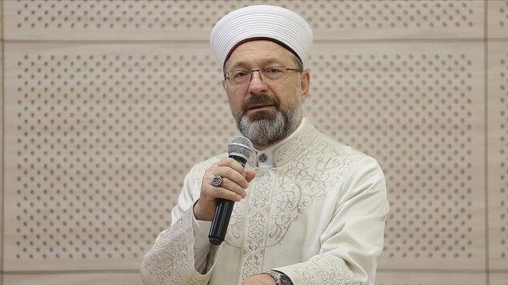 Erbaş'tan Hindistan'da BJP mensubunun Hazreti Muhammed'e yönelik hakaretine tepki