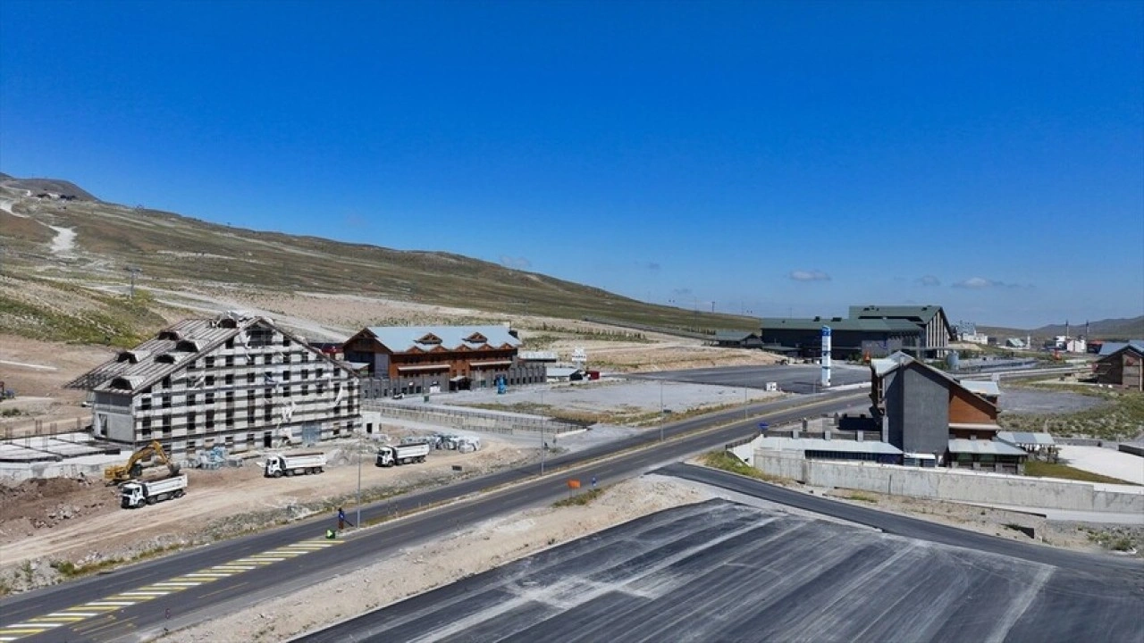 Erciyes Kayak Merkezi'ndeki yatak kapasitesi 15 yılda 3 katına &ccedil;ıktı