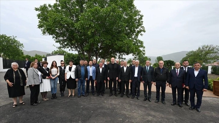 Ermenilerin katliam yaptığı Hocalı'ya Azerbaycanlı aileler yeniden yerleşmeye başladı