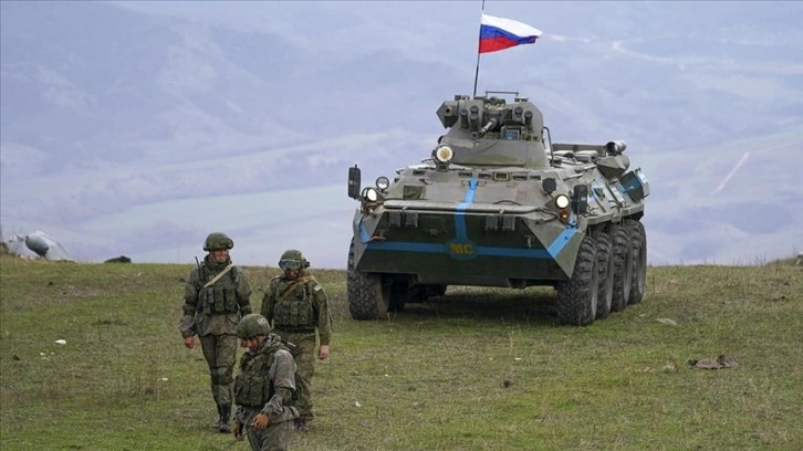 Ermenistan, Azerbaycan'la temas hattındaki Rus askerlerinin de ülkeden çıkmasını istedi