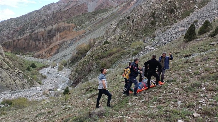 Erzincan'da yaylada rahatsızlanan kadının yardımına Mehmetçik yetişti