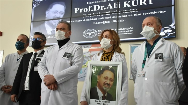 Erzurum'da görevli doktor Kovid-19'a bağlı organ yetmezliğinden vefat etti