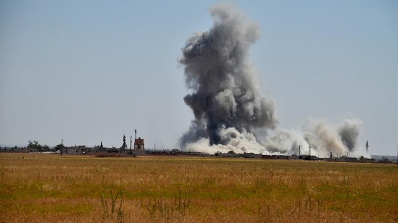 Esed rejimi sivil konvoyu bombaladı: 25 ölü