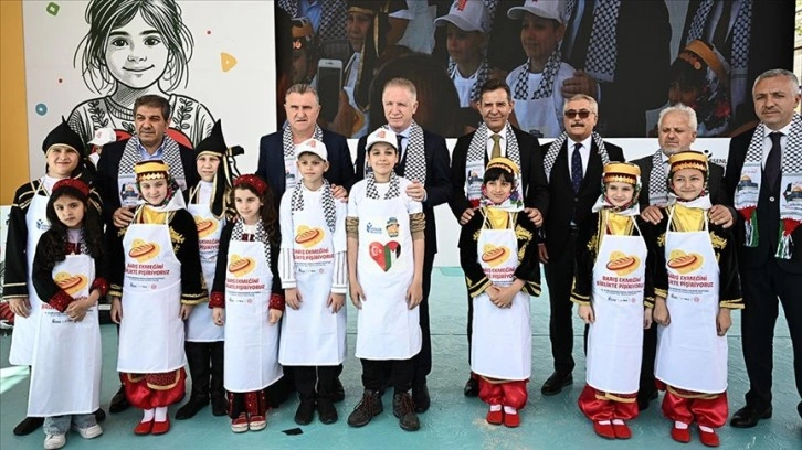 Esenler'de '14. Uluslararası Barış Ekmeği Festivali'