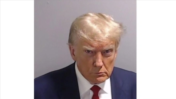 ABD eski Başkanı Trump, ülke tarihinde sabıka fotoğrafı çekilen ilk Amerikan başkanı oldu