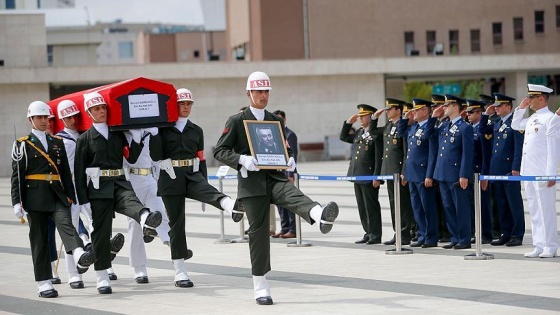 Eski AYM Başkanı Darıcıoğlu son yolculuğuna uğurlandı