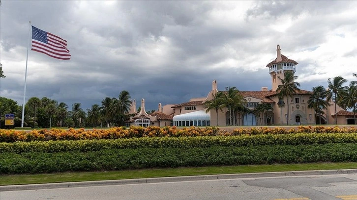 Eski çalışanı, Trump'ın Mar-a-Lago'daki belgelerin taşınmasını emrettiğini söyledi