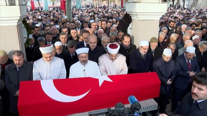 Diyanet İşleri eski Başkanı Lütfi Doğan için cenaze töreni düzenlendi