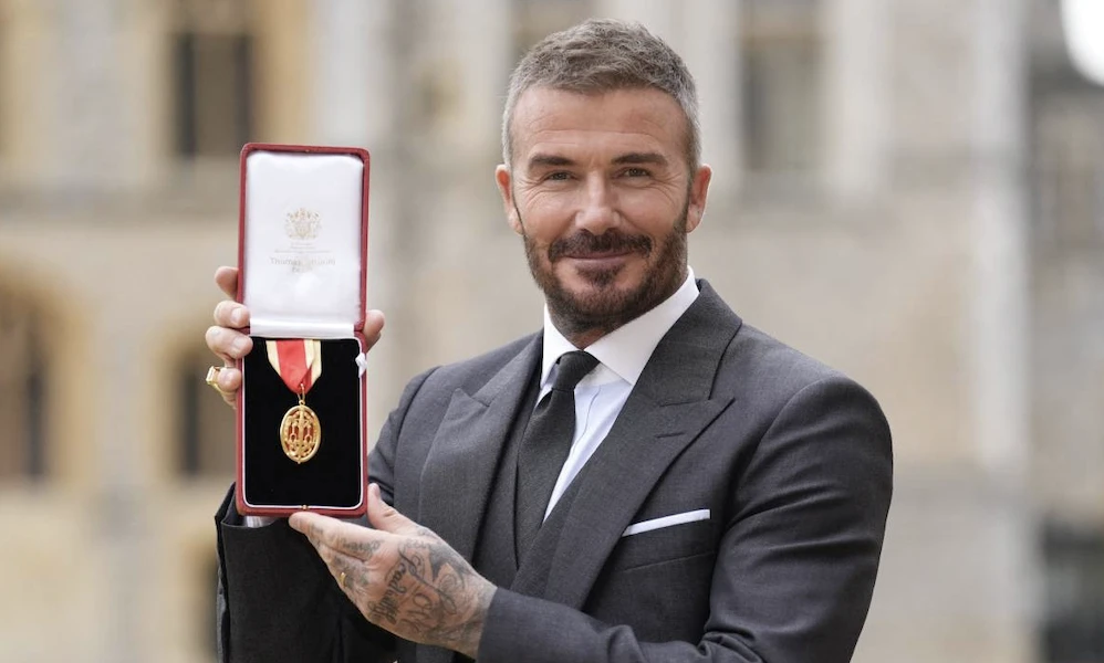 İngiliz eski futbolcu Beckham'a şövalye ünvanı verildi
