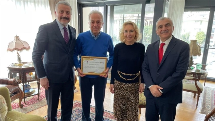 Eski milli eskrimci Kemal Mısırlı'ya