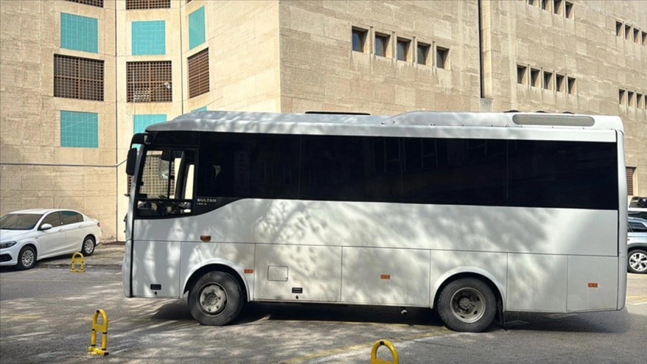 Eski Nilüfer Belediye Başkanı Erdem'in tutuklandığı rüşvet soruşturmasında 3 kişiye daha gözalt