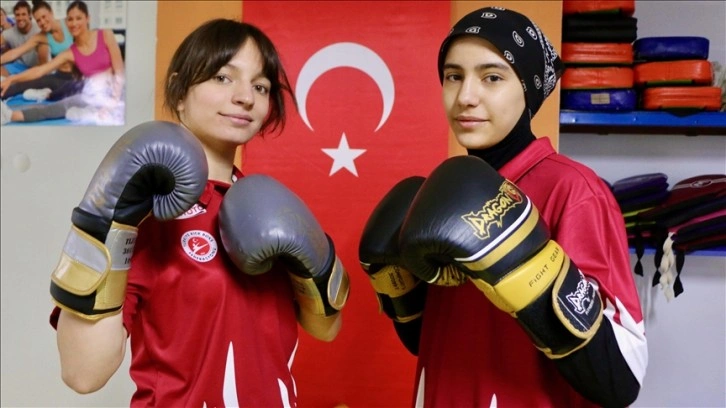 Eskişehirli genç kick boksçular uluslararası başarılarını sürdürmek için çalışıyor