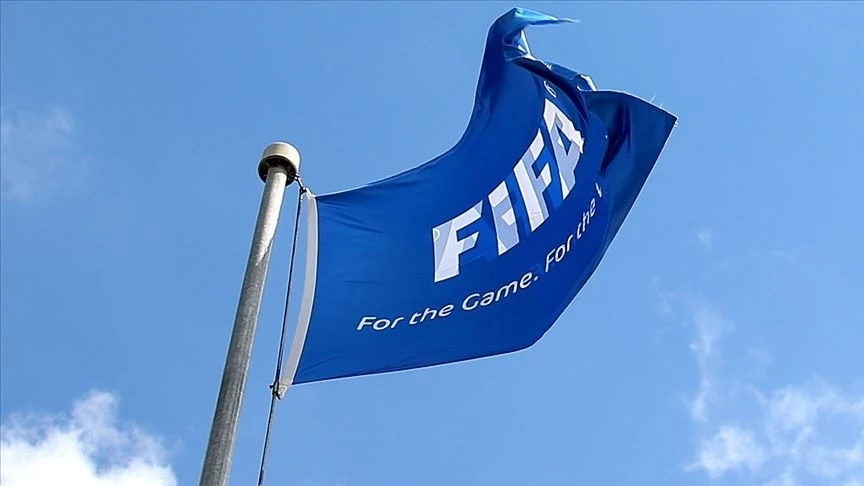 FIFA, futbolda ırkçılığın azami cezasını 5 kat arttırdı