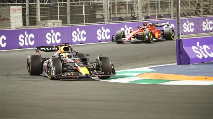 F1 Suudi Arabistan Grand Prix'sini Verstappen kazandı