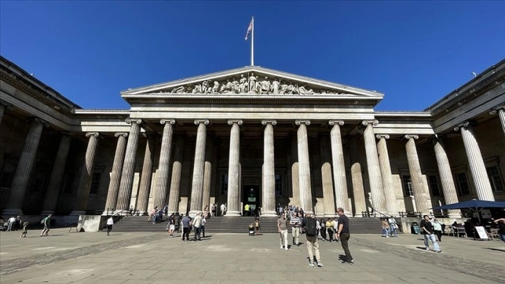 FBI, İngiltere'deki müzeden kaybolan "antik hazineleri" soruşturuyor