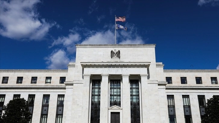 Fed enflasyona karşı daha fazla faiz artırımının gerektiğini belirtti