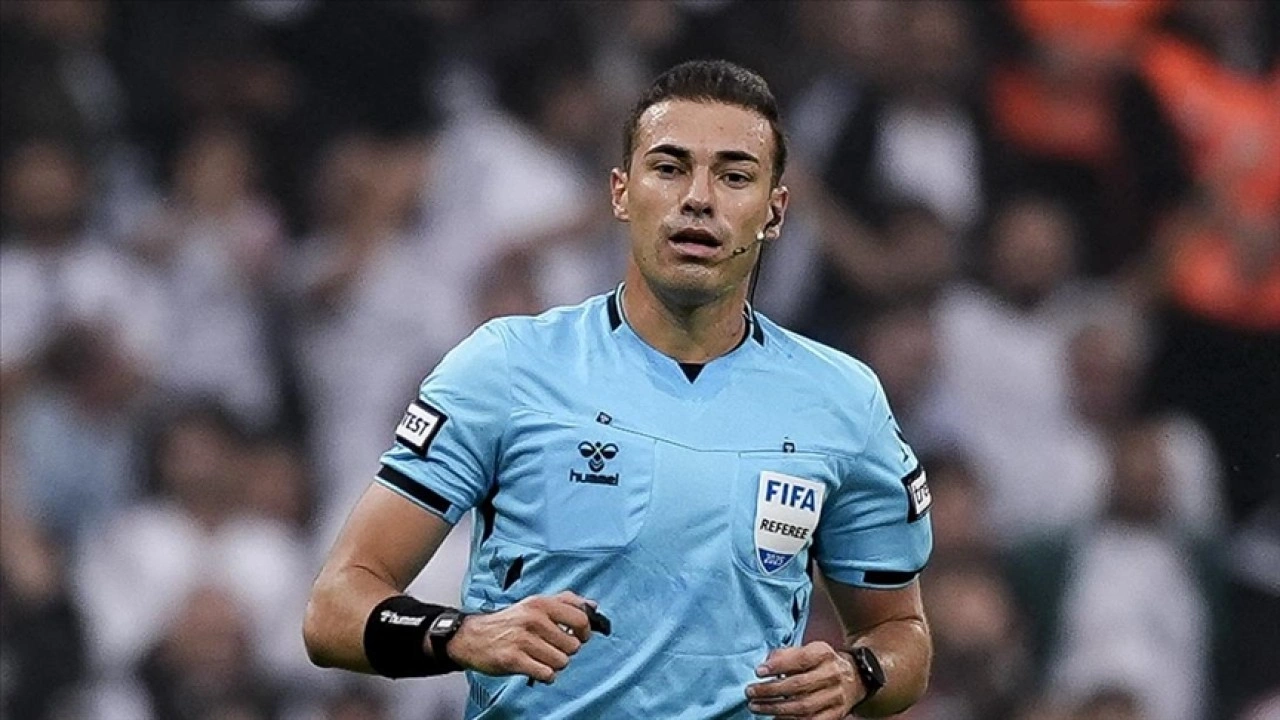 Fenerbah&ccedil;e-Beşiktaş derbisini Oğuzhan &Ccedil;akır y&ouml;netecek