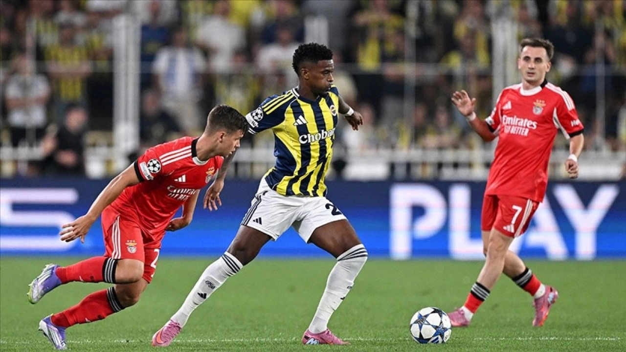 Fenerbahçe'de hedef Benfica deplasmanında Şampiyonlar Ligi biletini almak