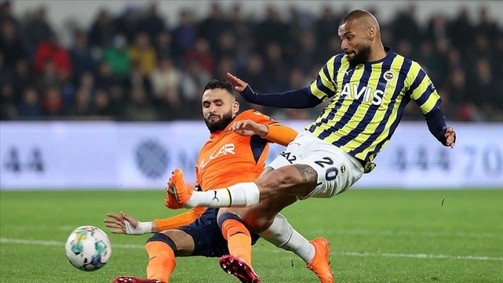 Fenerbahçe deplasmanda Medipol Başakşehir'i mağlup etti