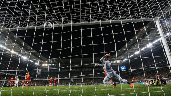 Fenerbahçe derbide yarın Galatasaray'ı ağırlayacak