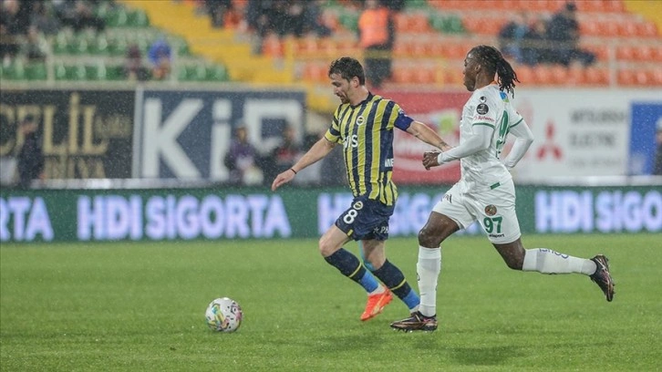 Fenerbahçe hazırlık maçında Corendon Alanyaspor'u mağlup etti