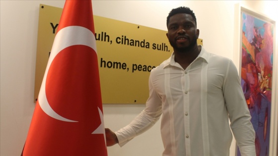 Fenerbahçe'nin eski futbolcularından Yobo, Türkiye'de antrenörlük yapmak istiyor