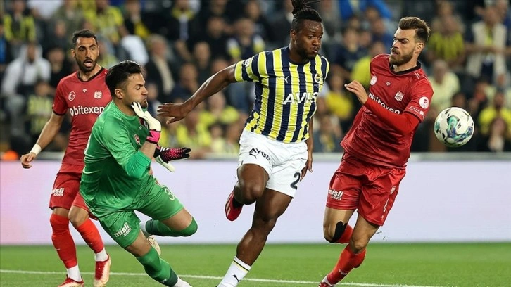 Fenerbahçe, Süper Lig'in 14. haftasında yarın Sivasspor'u konuk edecek