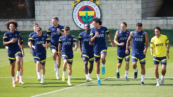 Fenerbahçe'nin Austria Wien maçı kamp kadrosu belli oldu