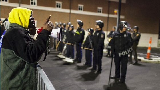 Ferguson'da 2014'te öldürülen siyahi ile ilgili yeni video