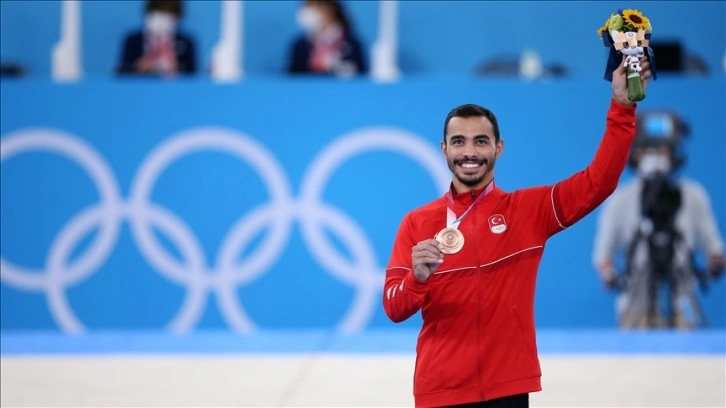 Ferhat Arıcan 2021'in en iyi erkek cimnastikçisi seçildi