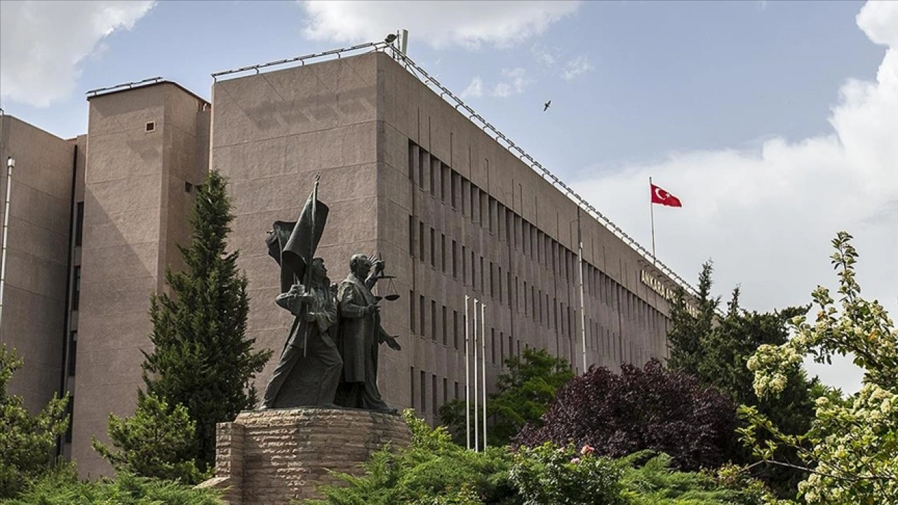 FETÖ'nün Deniz Kuvvetleri Komutanlığı yapılanmasına yönelik soruşturmada 10 gözaltı kararı
