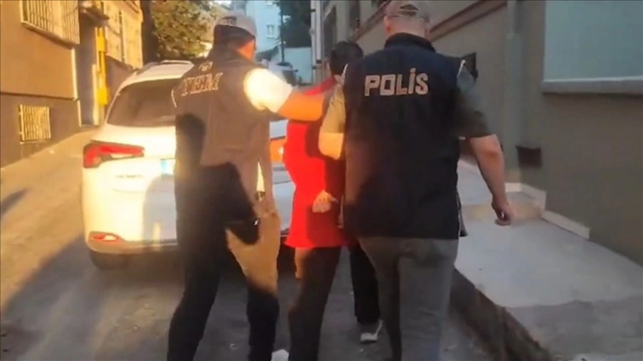 FETÖ'ye yönelik 21 ildeki operasyonlarda 41 şüpheli yakalandı