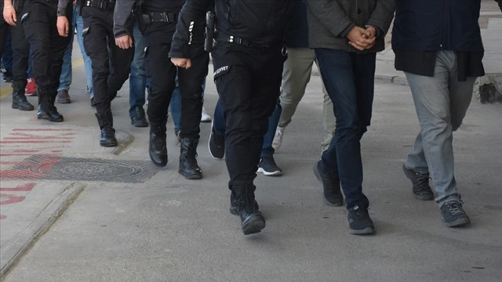 FETÖ'nün Polis Akademisi yapılanmasına yönelik operasyonda 17 zanlı yakalandı