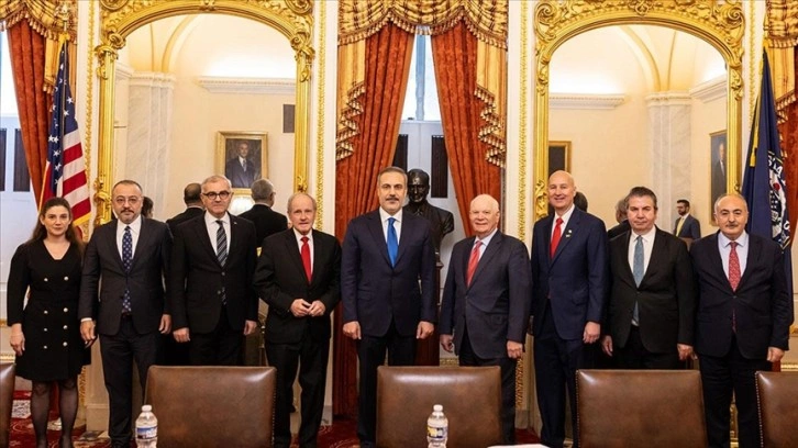 Fidan, ABD Senatosu Dış İlişkiler Bakanı Cardin ve Komite Üyesi Senatörlerle bir araya geldi