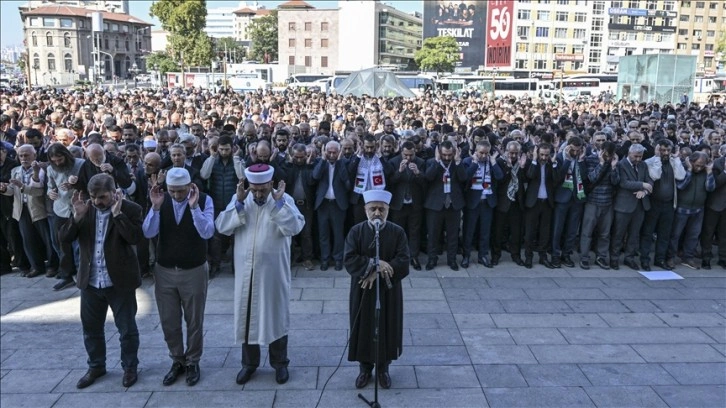 Filistin'de can verenler için Ankara'da gıyabi cenaze namazı kılındı